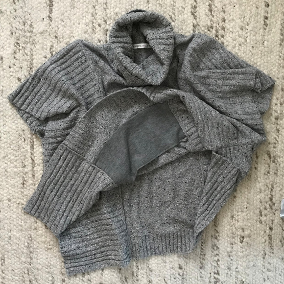 Athleta Donegal Passage yoga sweater / poncho - Picture 4 of 7